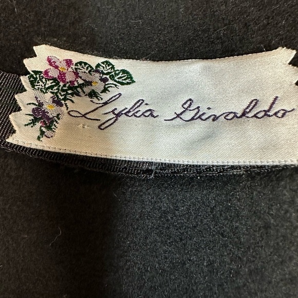 Lylia Siraldo Womens Vintage Hat Church Derby Wedding Wide Brim Big Bow Brooch